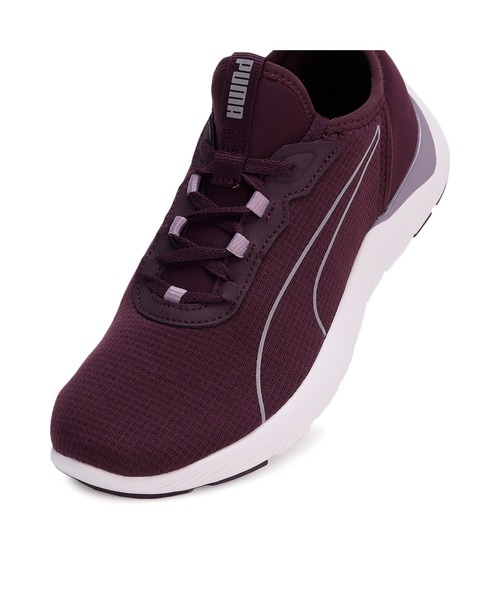 PUMA(プーマ)の「PUMA プーマ ウィメンズ ソフトライド レミ FEMME MU ランニングシューズ(スニーカー・レディース・ホワイト×ブラック/プラム・22.5cm/23.5cm/24.5cm/25.5cm/23.0cm/24.0cm/25.0cm/26.0cm/22.0cm)」の14枚目の写真
