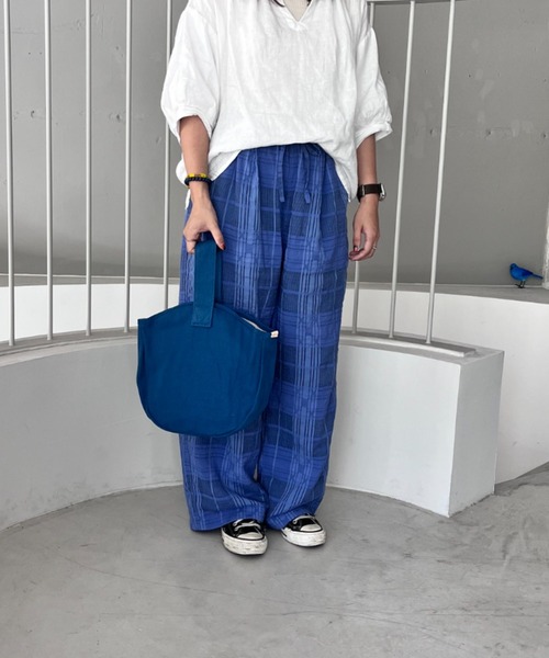 EARTH MADE（アースメイド）の「COTTON TWILL TOTE（トートバッグ・レディース・チャコールグレー/ブラウン/ネイビー・FREE）」の3枚目の写真