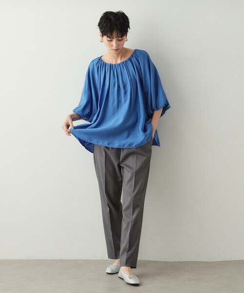 OPAQUE.CLIP（オペークドットクリップ）の「◆バルーンスリーブギャザーブラウス【洗濯機洗い可】（シャツ/ブラウス・レディース・ベージュ/ブルー系その他/ブラック/チャコールグレー・38/40/42）」の10枚目の写真