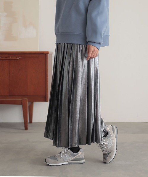 n'OrLABEL（ノアールレーベル）の「『メタリックプリーツスカート』（スカート・レディース・シルバーグレー/シャンパン・1/2）」の22枚目の写真