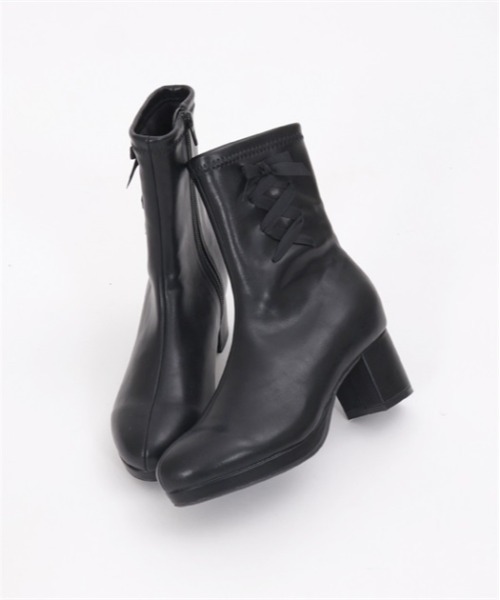 axes femme POETIQUE（アクシーズファムポエティック）の「レースアップストレッチブーツ（ブーツ・レディース・キナリ/ブラック・MEDIUM/LARGE）」の2枚目の写真