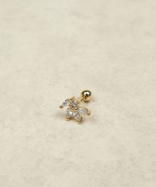 CEMONEMO（セモネモ）の「【金属アレルギー対応】 キュービック リーフ ピアス（片耳用） / silver925（ピアス（片耳用）・レディース・シルバー/ゴールド・FREE）」の7枚目の写真
