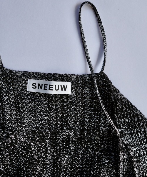 sneeuw（スニュウ）の「カット&ツイストキャミソール（キャミソール