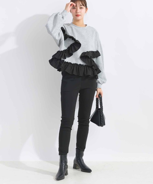 PICCIN（ピッチン）の「【WEB限定】ランダムフリルプルオーバー（スウェット・レディース・ライトグレー/ブラック/オフホワイト・M/L）」の12枚目の写真