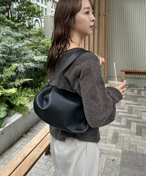 タック使いぷっくりバッグ（トートバッグ）｜DISCOAT（ディスコート