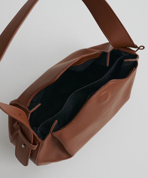 タック使いぷっくりバッグ（トートバッグ）｜DISCOAT（ディスコート