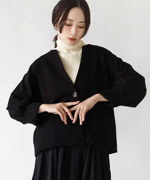 zootie(ズーティー)の「ポンチノーカラージャケット(ノーカラージャケット・レディース・ブラック・L/M)」の4枚目の写真