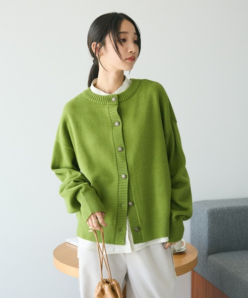 CRAFT STANDARD BOUTIQUE(クラフトスタンダードブティック)の「とてもちクルーネックカーディガン ◆(カーディガン/ボレロ・レディース・アイボリー/ブラック/パープル/杢グレー/レッド/グリーン・FREE)」の15枚目の写真