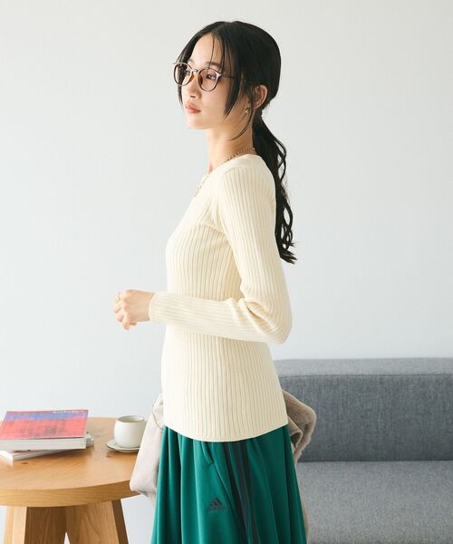 CRAFT STANDARD BOUTIQUE（クラフトスタンダードブティック）の「とてもちクルーネックリブニットプルオーバー（ニット/セーター・レディース・チャコールグレー/アイボリー/ブラック/カーキ/レッド・FREE）」の8枚目の写真