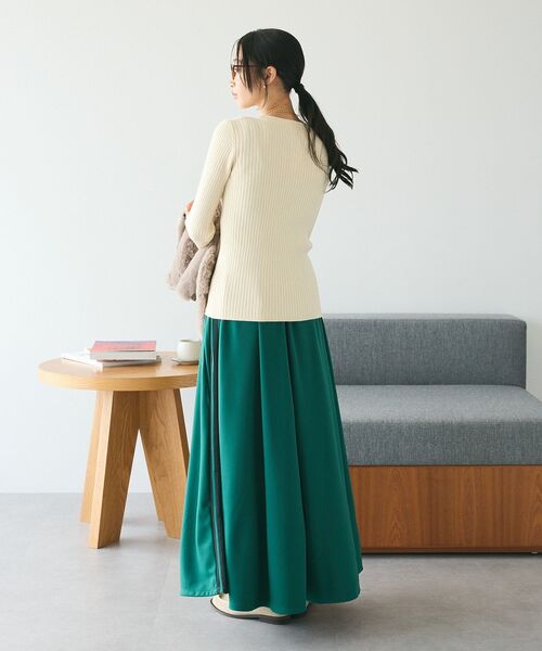 CRAFT STANDARD BOUTIQUE（クラフトスタンダードブティック）の「とてもちクルーネックリブニットプルオーバー（ニット/セーター・レディース・チャコールグレー/アイボリー/ブラック/カーキ/レッド・FREE）」の14枚目の写真