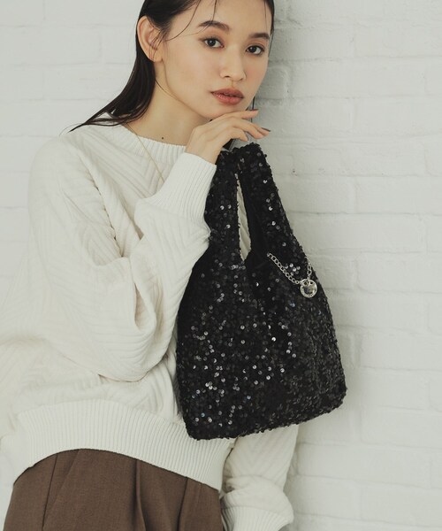 OPAQUE.CLIP（オペークドットクリップ）の「スパンコールハンドバッグ（ハンドバッグ・レディース・ピンク系/ブラック/チャコールグレー・00）」の5枚目の写真