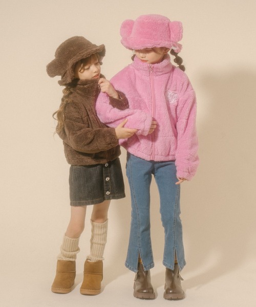 URBAN CHERRY（アーバンチェリー）の「【Mielボアシリーズ】ハート刺繍スタンドカラージップジャケット（ブルゾン・キッズ・ピンク/ブラウン/アイボリー・110cm/120cm/130cm/140cm/150cm）」の6枚目の写真