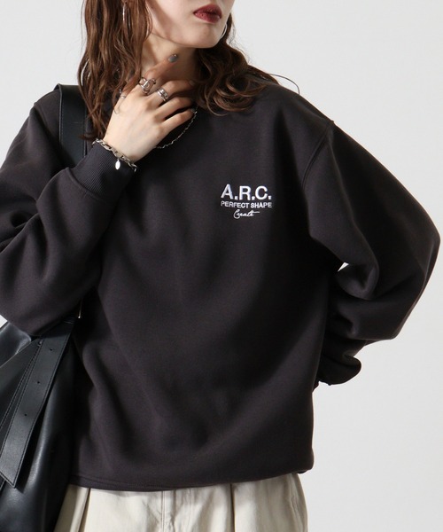 FUNALIVE(ファンアライブ)の「ワンポイント刺繍裏起毛トレーナー(スウェット・メンズ・ブラック/ホワイト/ブラック系その他2/ホワイト系その他2/スミクロ/ライトブラック/モカ/ダークブルー/ネイビー/グレー系1/ブラック系1/ブラック系その他4/ブラウン/ブラック系その他3/オフホワイト/グレー系2/ブラック系その他5/パープル/グレイッシュベージュ/ホワイト系その他3・LL/M/L)」の7枚目の写真