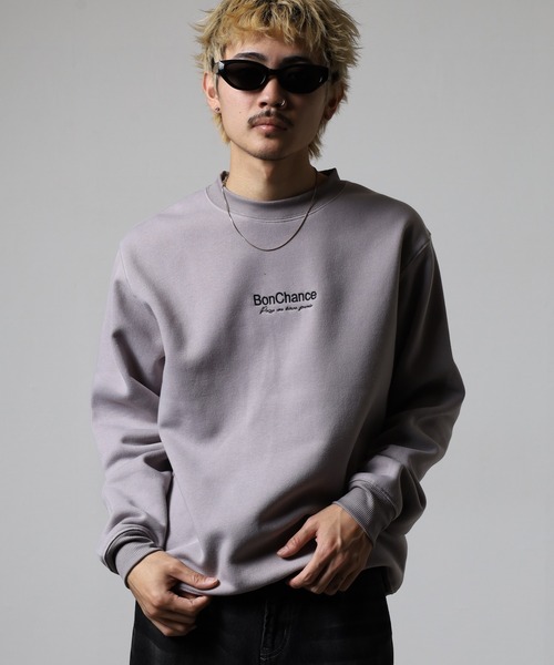 FUNALIVE(ファンアライブ)の「ワンポイント刺繍裏起毛トレーナー(スウェット・メンズ・ブラック/ホワイト/ブラック系その他2/ホワイト系その他2/スミクロ/ライトブラック/モカ/ダークブルー/ネイビー/グレー系1/ブラック系1/ブラック系その他4/ブラウン/ブラック系その他3/オフホワイト/グレー系2/ブラック系その他5/パープル/グレイッシュベージュ/ホワイト系その他3・LL/M/L)」の17枚目の写真