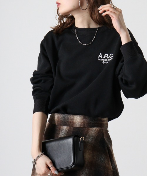 FUNALIVE(ファンアライブ)の「ワンポイント刺繍裏起毛トレーナー(スウェット・メンズ・ブラック/ホワイト/ブラック系その他2/ホワイト系その他2/スミクロ/ライトブラック/モカ/ダークブルー/ネイビー/グレー系1/ブラック系1/ブラック系その他4/ブラウン/ブラック系その他3/オフホワイト/グレー系2/ブラック系その他5/パープル/グレイッシュベージュ/ホワイト系その他3・LL/M/L)」の9枚目の写真