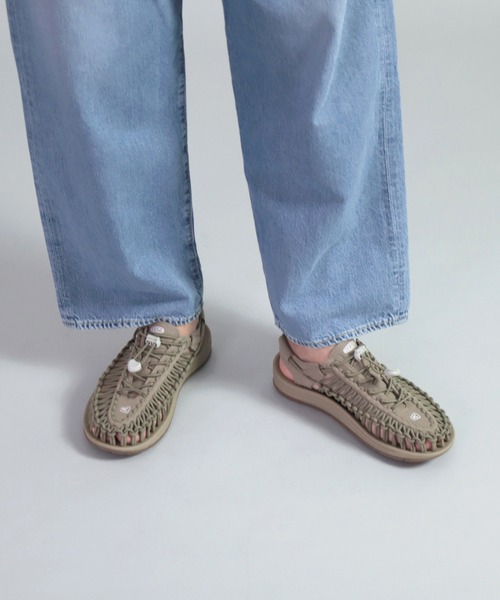 KEEN（キーン）の「[KEEN] UNEEK ユニーク mens（サンダル・メンズ・ブラック/グレイッシュベージュ・80/85/90）」の19枚目の写真