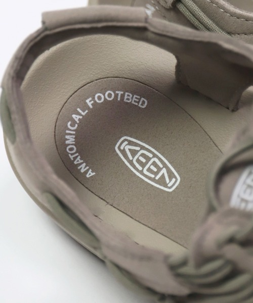 KEEN（キーン）の「[KEEN] UNEEK ユニーク mens（サンダル・メンズ・ブラック/グレイッシュベージュ・80/85/90）」の7枚目の写真