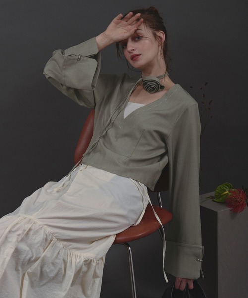 THEAIRTOWN★Stripe V-neck★Vネックトップス（24-110） Vネック チュール × カット トップス