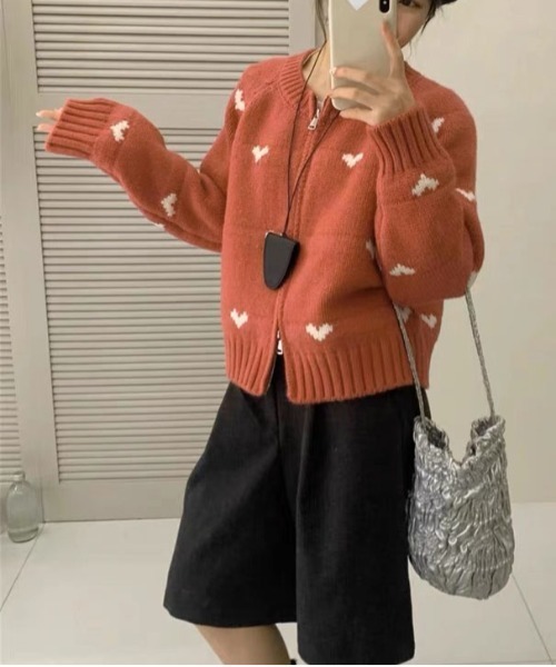 gossip！ロサンゼルス（ゴシップロサンゼルス）の「ハートモチーフ アートジャガードダブルジップシンプルカジュアルニットカーディガン（カーディガン/ボレロ・レディース・グレー/イエロー/ピンク/ネイビー・FREE）」の6枚目の写真