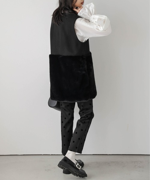 SUGAR BISKET（シュガービスケット）の「エコファーロングジレ（ベスト・レディース・ブラック/ベージュ/オフホワイト/グレー・フリー）」の10枚目の写真