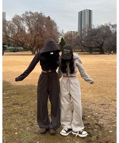 INTER FACTORY（インターファクトリー）の「SARA - ドローコードスウェットパンツ made in INTER FACTORY（スウェットパンツ・レディース・チャコールグレー/ライトグレー・MEDIUM/LARGE）」の3枚目の写真
