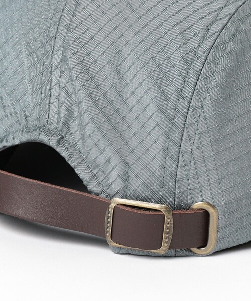 BEAMS PLUS（ビームスプラス）の「5パネル ナイロン リップストップ ロング ビル キャップ（キャップ・メンズ・グリーン/サックスブルー/グレー/ネイビー・ONE SIZE）」の14枚目の写真