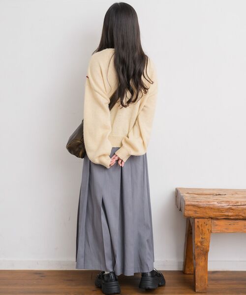 RETRO GIRL(レトロガール)の「3D刺繍ニット(ニット/セーター・レディース・ダークグリーン/ブラウン/ナチュラル・FREE)」の18枚目の写真