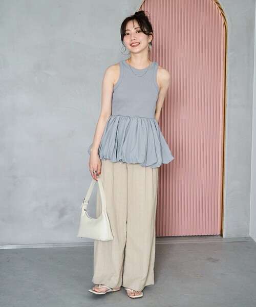 FREAK'S STORE(フリークスストア)の「限定展開 カップ付き 布帛 ドッキング バルーン タンク(タンクトップ・レディース・オフホワイト/チャコールグレー/ブラック/サックスブルー/ベージュ・フリ-)」の15枚目の写真