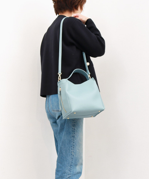 cache cache(カシュ カシュ)の「カシュカシュ cachecache / ミニトート付サイドポケット2wayトーバッグ(トートバッグ・レディース・ベージュ系その他/シルバー/ブラック/サックスブルー・FREE)」の15枚目の写真