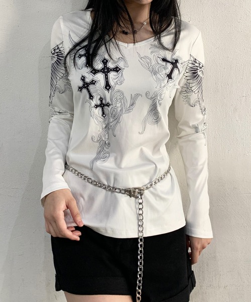 lilful（リルフル）の「クロスモチーフプリントロンT（Tシャツ/カットソー・レディース・ベージュ/ホワイト・M/L）」の10枚目の写真