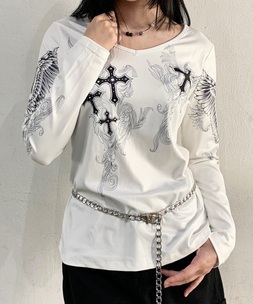 lilful（リルフル）の「クロスモチーフプリントロンT（Tシャツ/カットソー・レディース・ベージュ/ホワイト・M/L）」の11枚目の写真