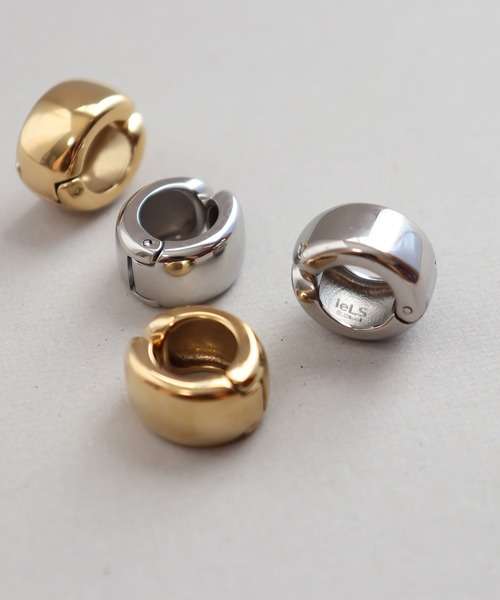 ieLS(イエルズ)の「金属アレルギー対応「ieLS」ステンレス ボリュームフープイヤリング(イヤリング・メンズ・ゴールド/シルバー・ONE SIZE)」の8枚目の写真