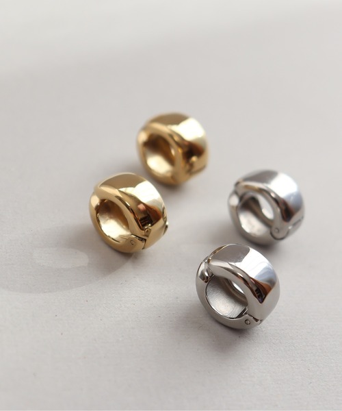 ieLS(イエルズ)の「金属アレルギー対応「ieLS」ステンレス ボリュームフープイヤリング(イヤリング・メンズ・ゴールド/シルバー・ONE SIZE)」の9枚目の写真