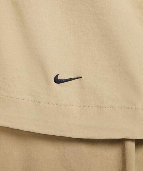 NIKE（ナイキ）の「《セットアップ対応商品》ナイキ テック ウィンドランナー メンズ ウーブン フルジップ ジャケット / Nike Tech Windrunner Men's Woven Full-Zip Jacket HM7152-297 Parachute Beige（ナイロンジャケット・メンズ・ベージュ・2XL/L/M/S/XL）」の18枚目の写真