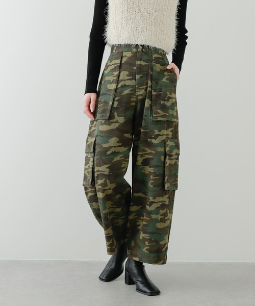 SENSE OF PLACE by URBAN RESEARCH（センスオブプレイスバイアーバンリサーチ）の「コクーンカーゴパンツ（その他パンツ・レディース・アイボリー/カモフラージュ/ネイビー・SMALL/MEDIUM）」の8枚目の写真