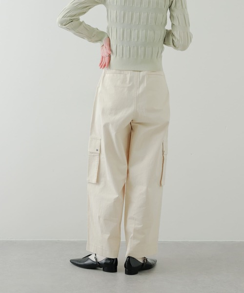 SENSE OF PLACE by URBAN RESEARCH（センスオブプレイスバイアーバンリサーチ）の「コクーンカーゴパンツ（その他パンツ・レディース・アイボリー/カモフラージュ/ネイビー・SMALL/MEDIUM）」の17枚目の写真