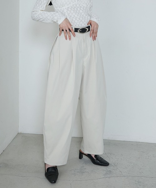 Twill wide curve pants / ツイル フロントタック ワイド カーブ