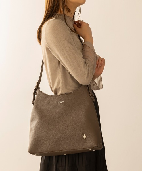 U.S. POLO ASSN.（ユーエスポロアッスン）の「【U.S. POLO ASSN.】≪別注≫2wayワンショルダートートバッグ ショルダーバッグ（トートバッグ・レディース・ブラック/グレイッシュベージュ/ライトグレー・FREE）」の19枚目の写真