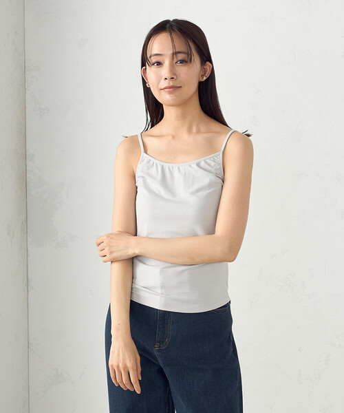 COMME CA ISM(コムサイズム)の「ベーシックキャミソール(シアバター加工)(キャミソール・レディース・ブラック/ホワイト/ライトグレー・MEDIUM/LARGE)」の5枚目の写真