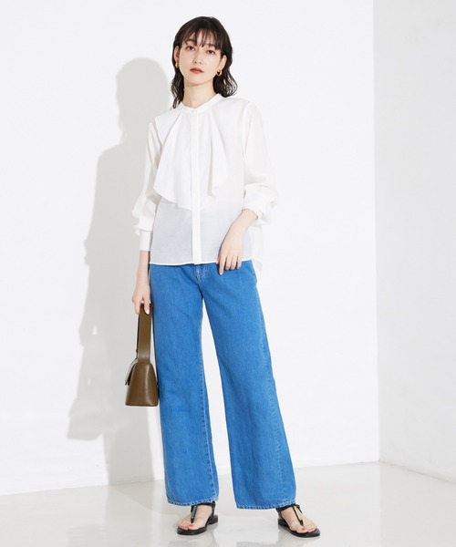 qualite(カリテ)の「【e×カリテ】“美脚見えデニム”コットンリネンデニム/春服/セットアップ(デニムパンツ・レディース・ブルー・38/36/40)」の3枚目の写真