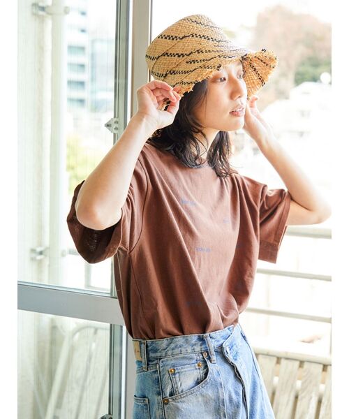 Ungrid(アングリッド)の「【WEB限定】マルチロゴTee(Tシャツ/カットソー・レディース・グリーン系その他/ブラウン/オフホワイト・FREE)」の15枚目の写真