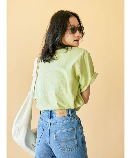 Ungrid(アングリッド)の「【WEB限定】マルチロゴTee(Tシャツ/カットソー・レディース・グリーン系その他/ブラウン/オフホワイト・FREE)」の12枚目の写真