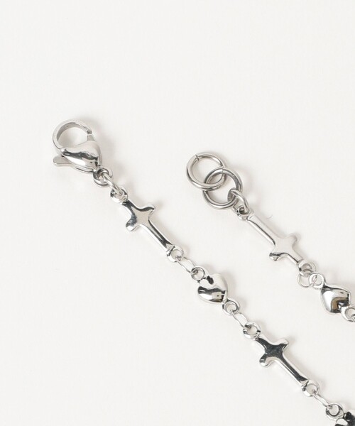Ray BEAMS(レイビームス)の「【7/31値下げ】ステンレス クロス & ハート ブレスレット(ブレスレット・レディース・シルバー・ONE SIZE)」の3枚目の写真