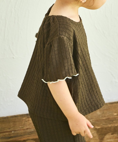 sea and shells by pairmanon(シーアンドシェルズバイペアマノン)の「【sea and shells by pairmanon】シボ素材 メロー プルオーバー(その他ベビーウェア・キッズ・ベージュ/グリーン系その他/ブラウン・80/100/110/90)」の5枚目の写真