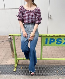 ISOOK（アイスー）の「グラデーションデニム (comochi select) / ヴィンテージデザイン ワイド ストレート ハイウエスト ブルー（デニムパンツ）」
