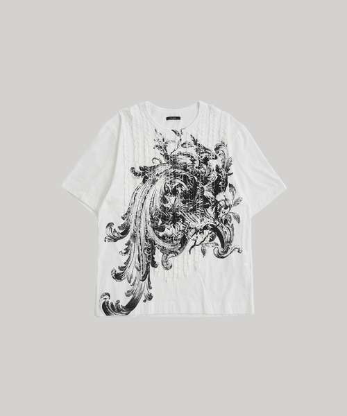 TAAKK（ターク）の「【TAAKK/ターク】RUFFLE PRINT T-SHIRTS（Tシャツ/カットソー・メンズ・ブラック/ホワイト・3/2）」の2枚目の写真