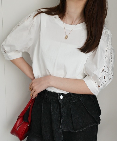 CREARE -LINO-(クレアーレリノ)の「〈レディース商品〉カットワーク刺しゅうドッキングTシャツ(Tシャツ/カットソー・レディース・ブラック/ホワイト・FREE)」の15枚目の写真
