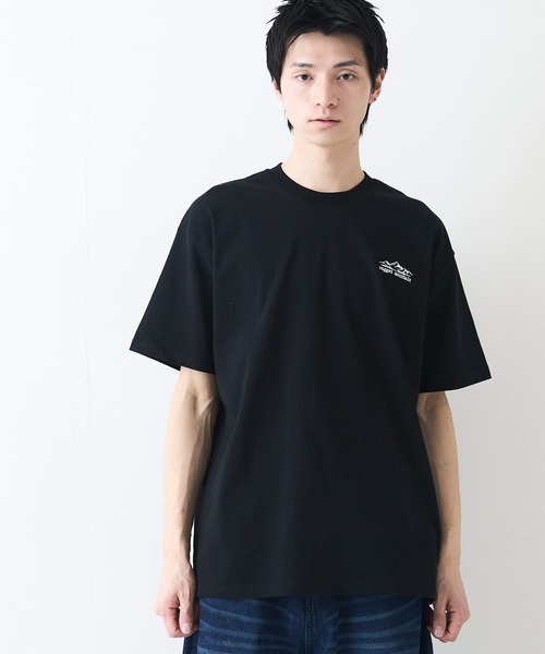 ragged mountain(ラギットマウンテン)の「【RAGGED MOUNTAIN:ラギットマウンテン】バックプリントTシャツ 半袖 オーバーサイズ(Tシャツ/カットソー・メンズ・ホワイト/ブラック/グレイッシュブルー/パープル/ベージュ/ネイビー/ブラウン・MEDIUM/LARGE/X-LARGE)」の15枚目の写真
