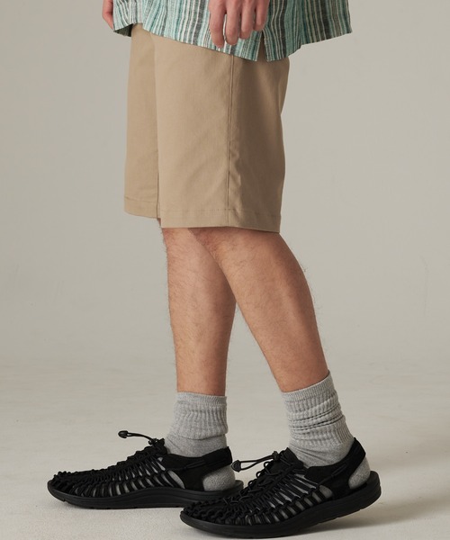 Eddie Bauer（エディーバウアー）の「ボイジャーフレックス チノ ショートパンツ（チノパンツ・メンズ・ベージュ/ブラック/サファリグリーン・M/L/XL/XXL）」の12枚目の写真