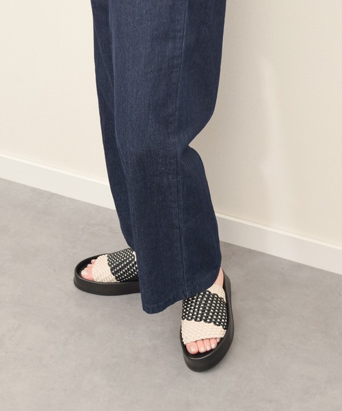 JVAM（ジェーヴィエーエム）の「【JVAM】ウーブンレザー厚底ミュールサンダル(E52126)（サンダル・レディース・ブラック/ホワイト/ブラウン・35/36/37/39/38）」の13枚目の写真